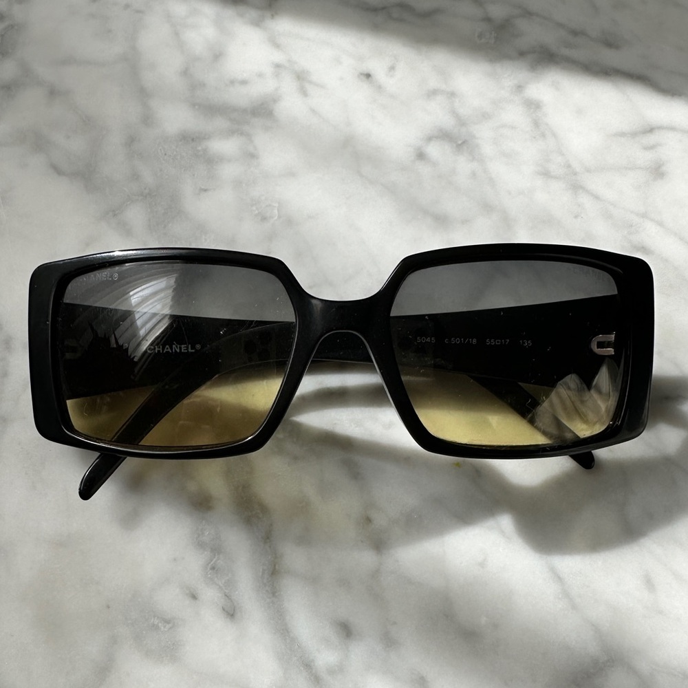 Chanel sunglasses black 5045 c.501/18 pre-owned